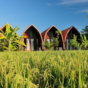 Keramas Surf Camp